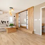 Bamboo Terrasse Parking Port Nature Village Naturiste *